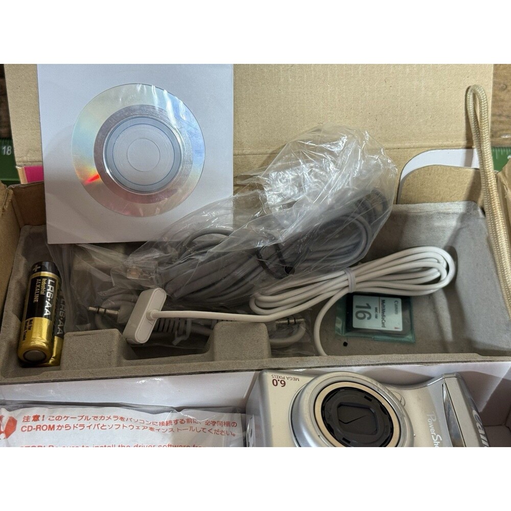 🔥Canon PowerShot A540 6MP Digital Camera 4x Zoom w/ Box SD Card Tested Working - Picture 12 of 16